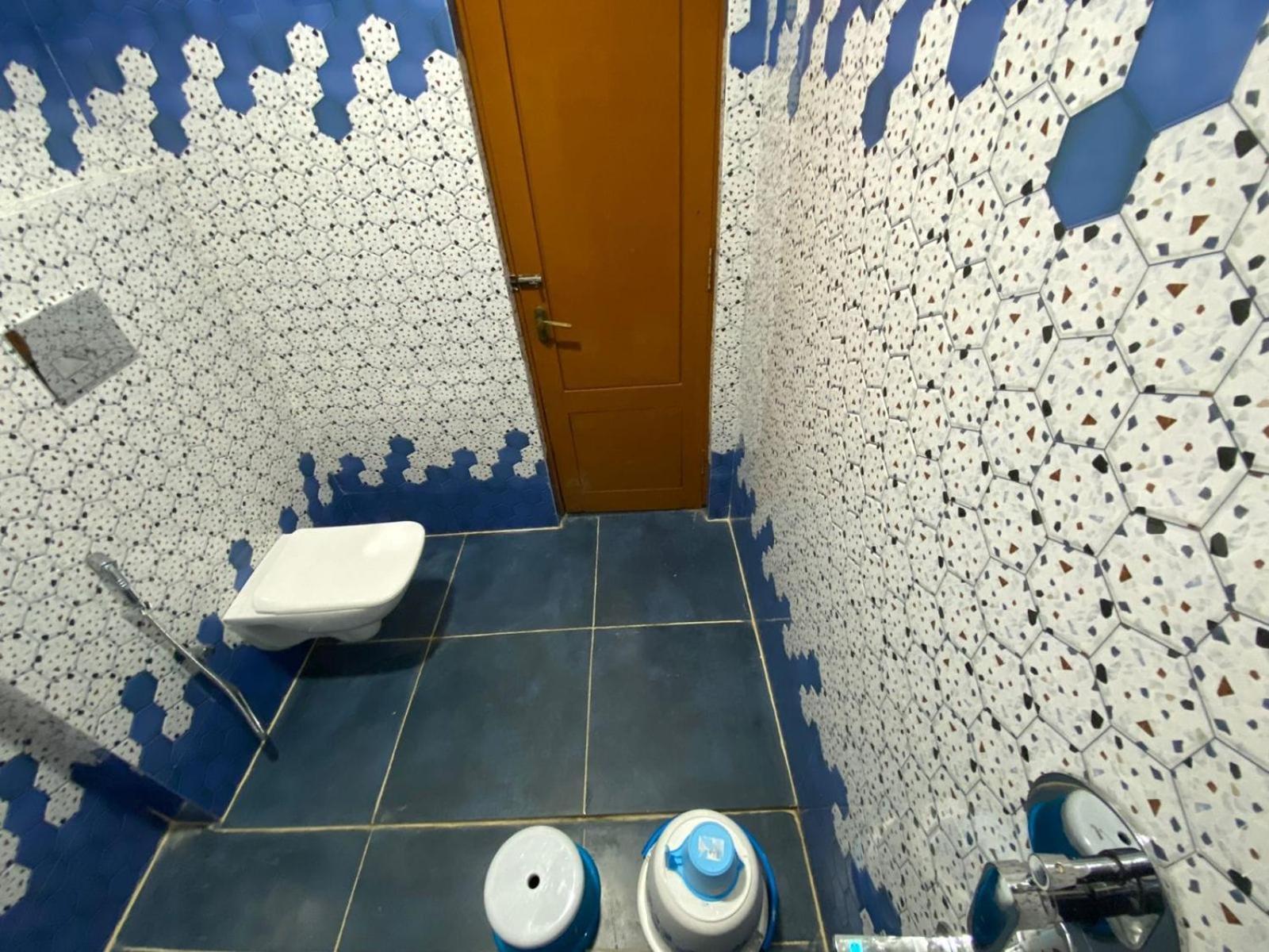 היידראבד Hotel Kp Suites Metro מראה חיצוני תמונה